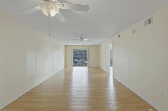 Building Photo - 4143 Heron Way