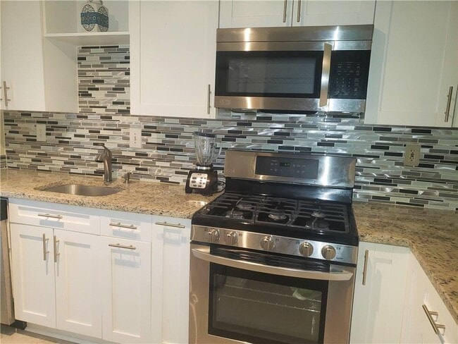 Building Photo - 602 Wynnes Ridge Cir SE