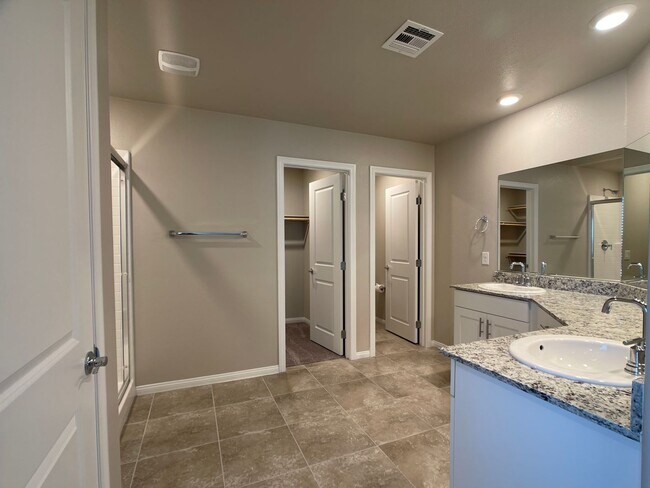 Building Photo - Brand New, Never Lived in House, located in the Southwest!