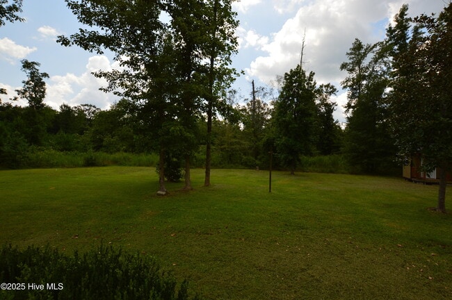 Building Photo - 1527 Catherine Lake Rd