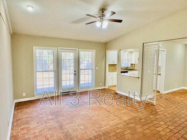 Building Photo - 3531 Edgefield Rd