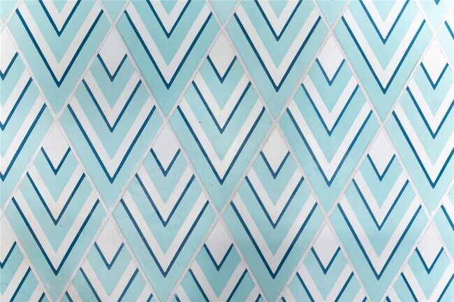 Building Photo - 724 Charles Allen Dr NE