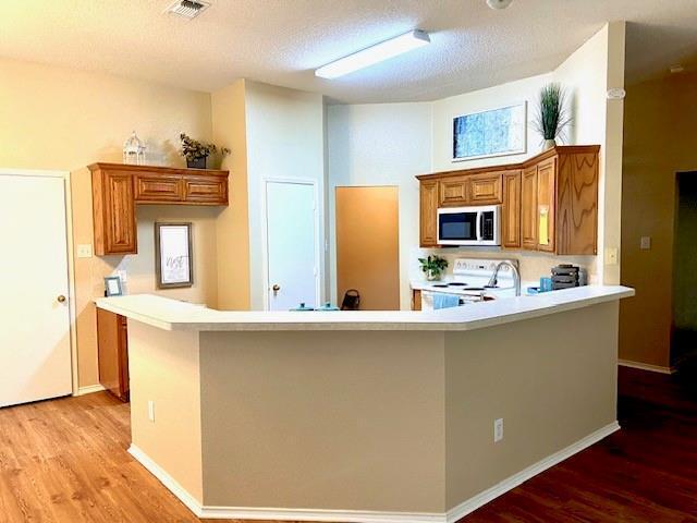 Building Photo - 4 Bedroom Burleson ISD! August 2025!