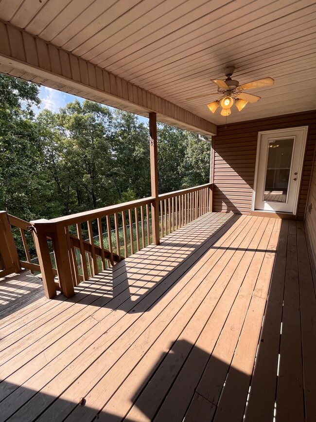 Building Photo - LARGE 4/3 with so much to offer! Waynesville School District