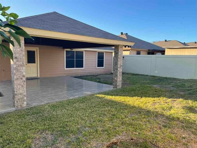 Building Photo - 1511 Cozumel Dr