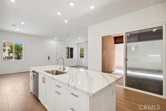 Building Photo - 126 Carmine