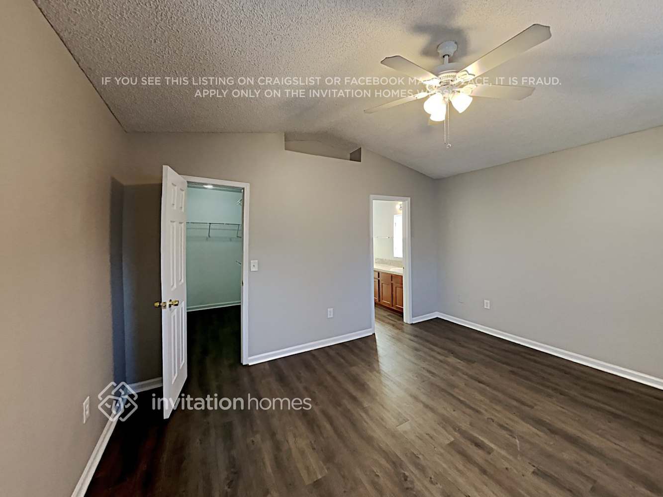 Building Photo - 2750 Lantana Lakes Dr W