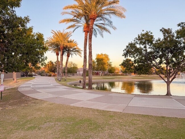 Building Photo - 6874 W Blackhawk Dr