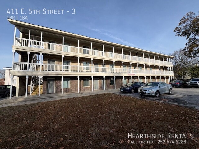 Building Photo - 411 E 5th St