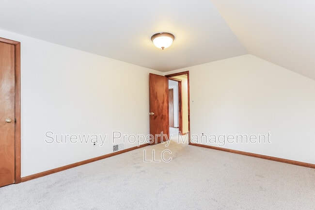 Building Photo - 310 Union Ave