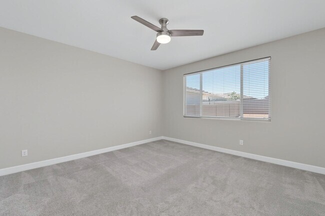 Building Photo - Luxury Kitchen + 3 Bed & Den/Office in Azure Canyon | Quartz, Gas Cooktop & More