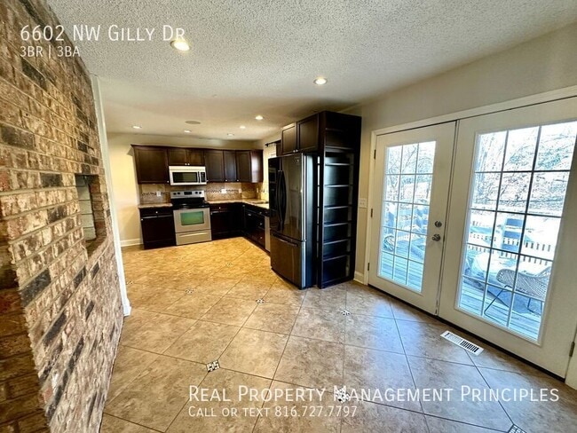 Building Photo - 6602 NW Gilly Rd