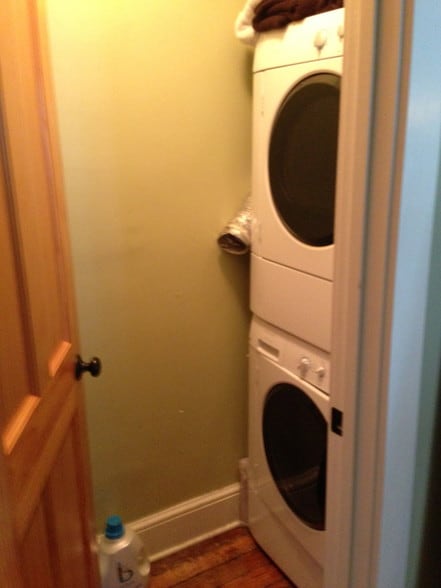 Building Photo - 17 Hampden Ct