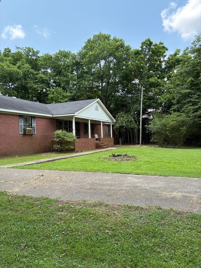 Building Photo - 485 Fayette Corner Dr