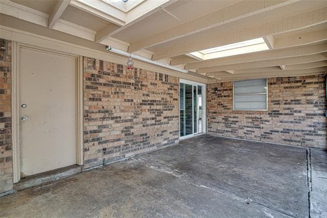 Building Photo - 228 Lester St