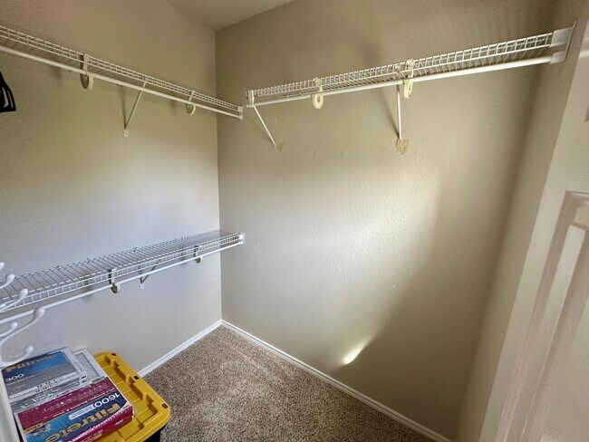 Building Photo - 2108 Main St