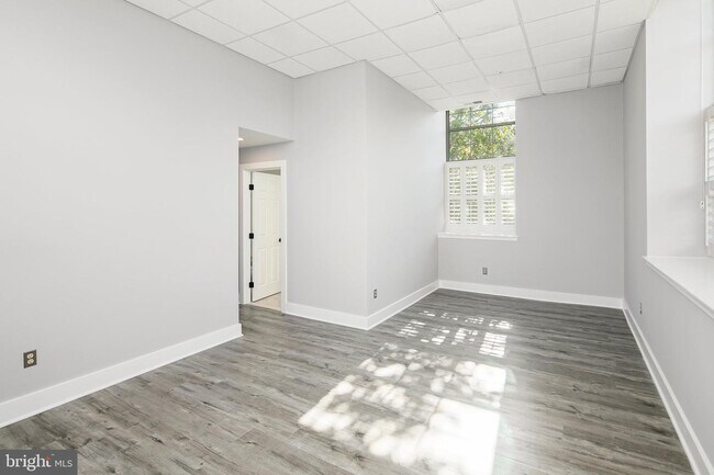 Building Photo - 3700 College Ave