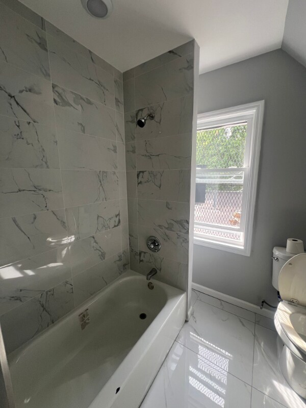 Building Photo - 54 N 9th St