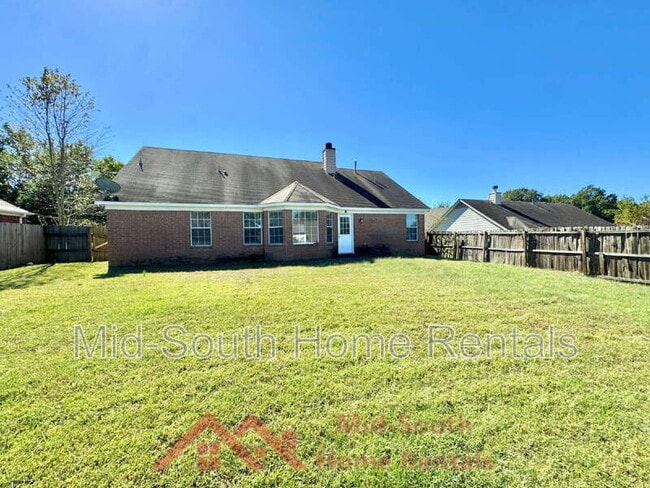 Building Photo - 55 Oakridge Cove