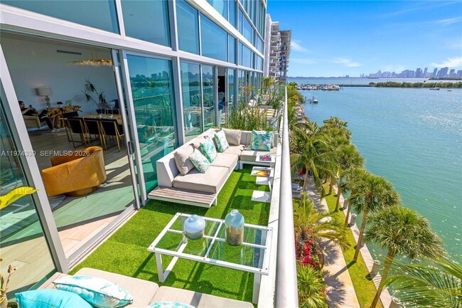 Building Photo - 7934 West Dr