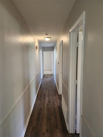 Building Photo - 4405 Wedgmont Cir S