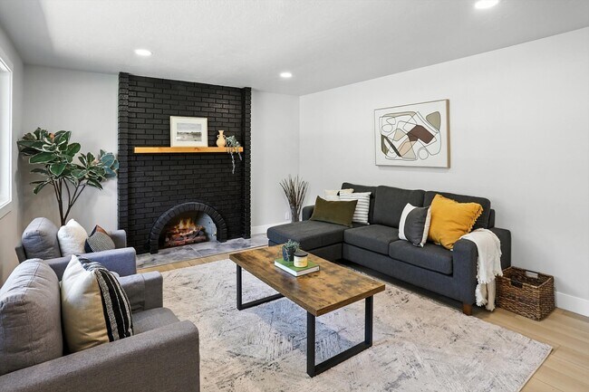 Building Photo - 8558 Harvard Park Dr