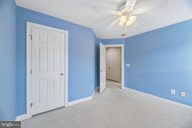Building Photo - 7979 Vigne Ct