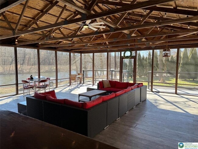 Building Photo - 312 Lehigh Dr