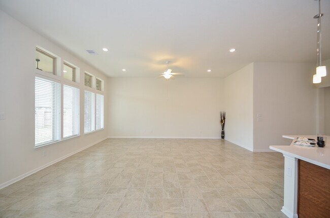 Primary Photo - 8006 Bunch Grass Ln