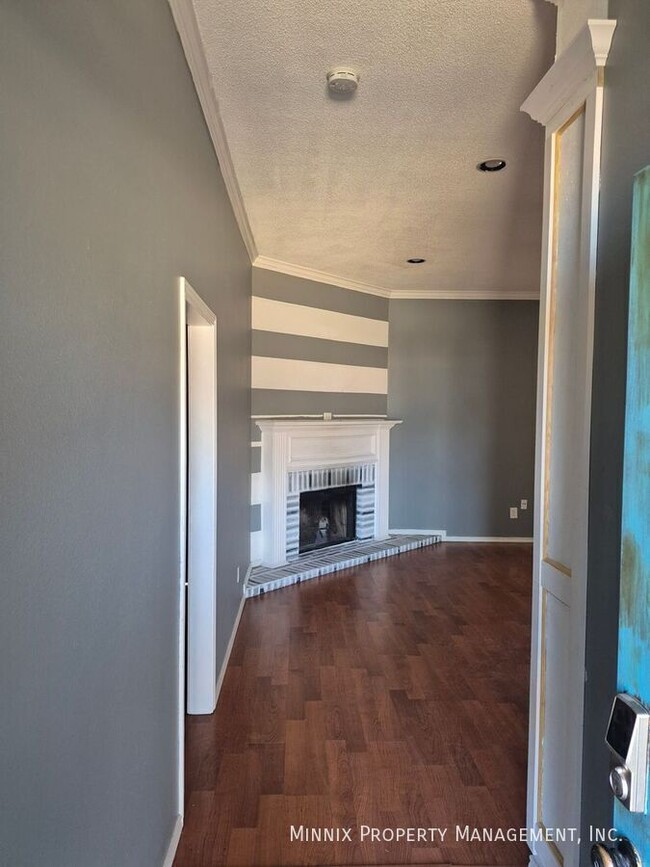 Building Photo - 1923 76th St