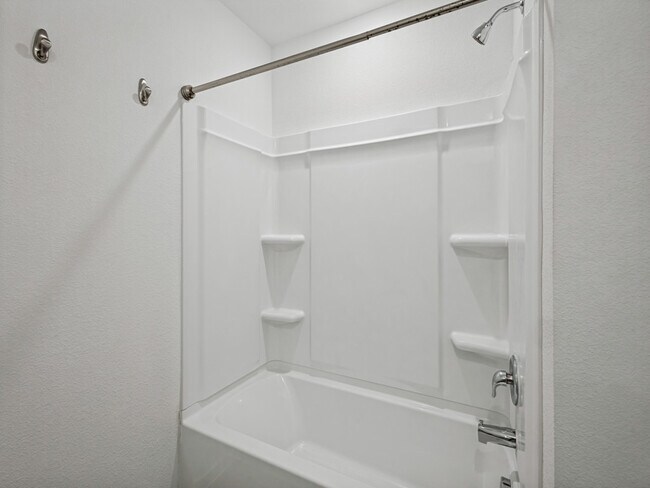 Building Photo - 6736 Bramblewood Dr