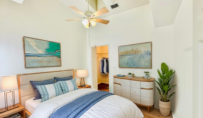 Building Photo - Relax & recharge in this Charming 3Bedroom...