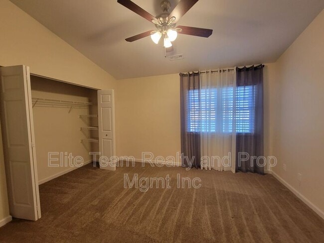 Building Photo - 3811 Mosscroft Ln
