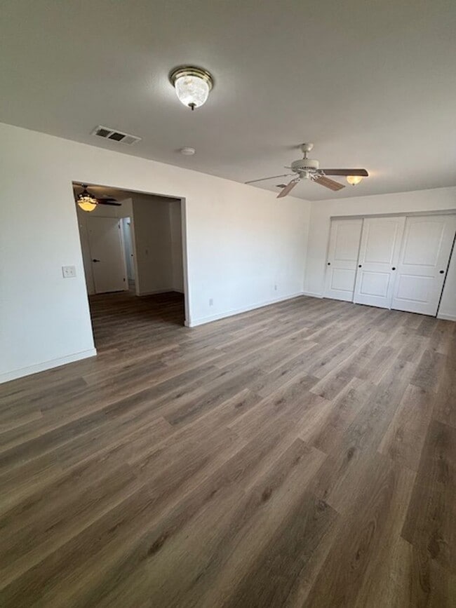 Building Photo - Spacious 3-Bedroom, 2-Bath Home with Modern Upgrades