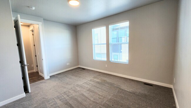 Building Photo - 2773 Tower Ml Wy