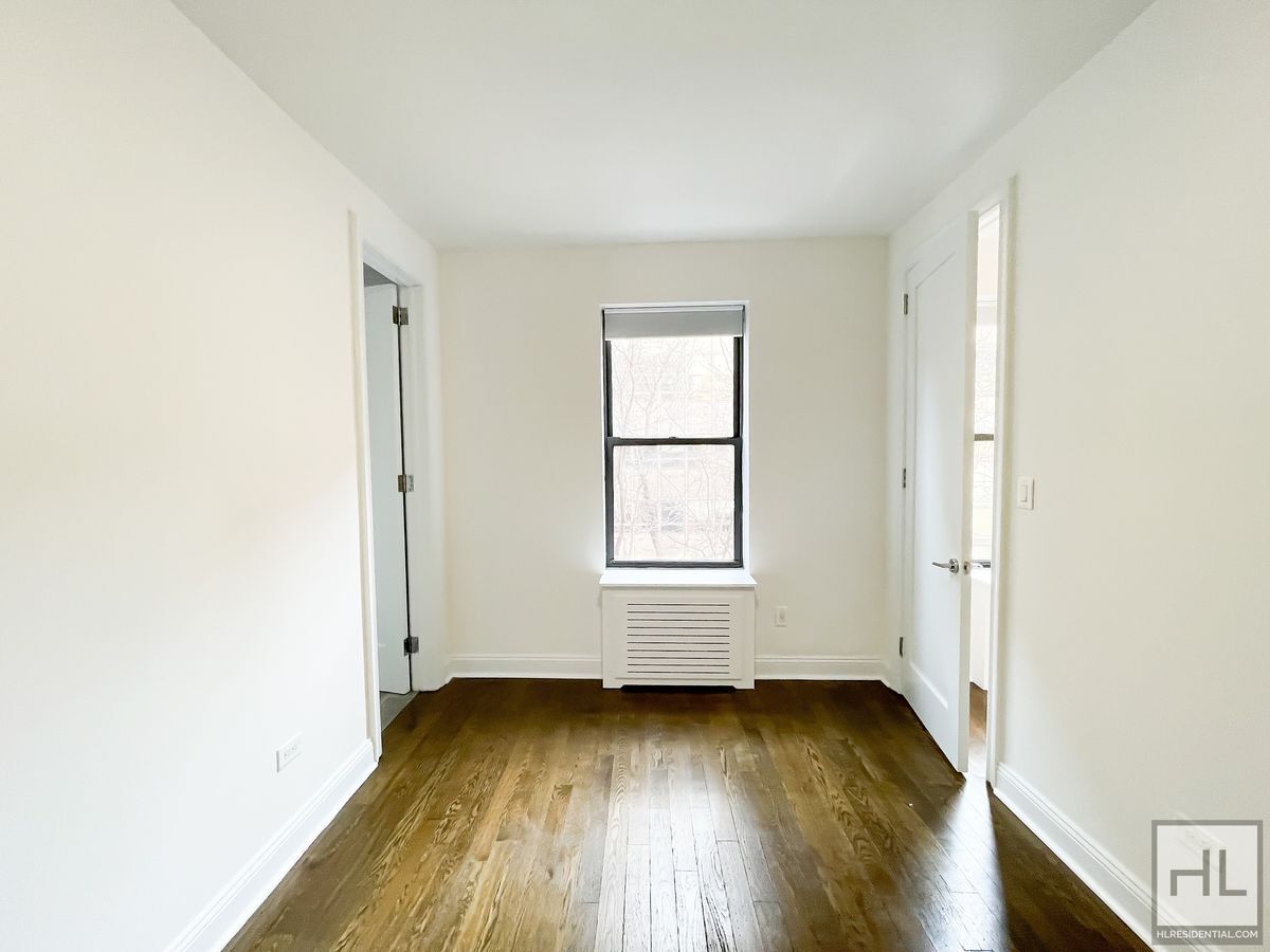 Building Photo - WEST 12 STREET