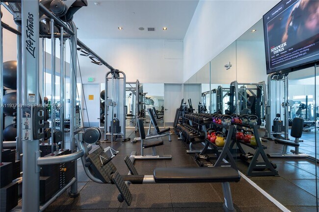 Building Photo - 1040 Biscayne Blvd