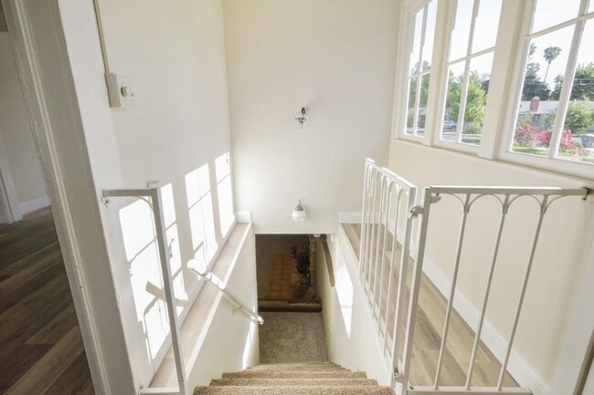 Building Photo - Pendegast House-ADU