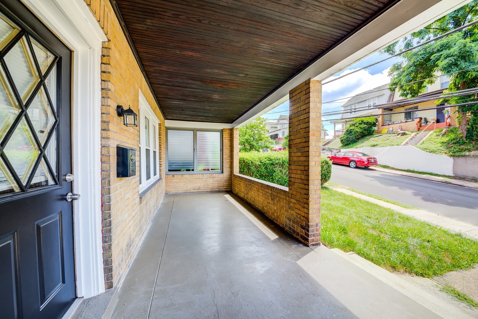 Building Photo - 1121 Bellaire Ave