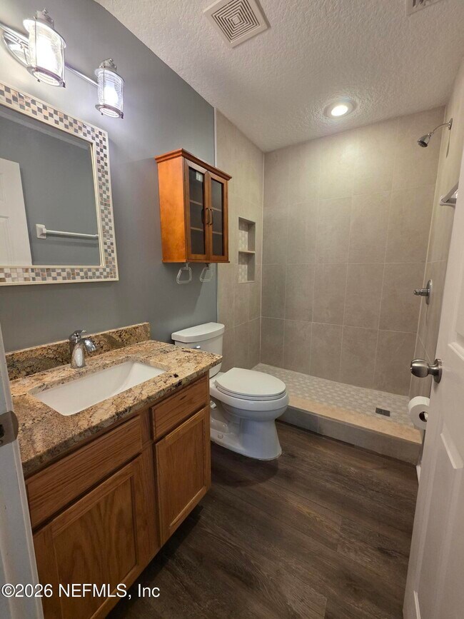 Building Photo - 86088 Meadowridge Ct