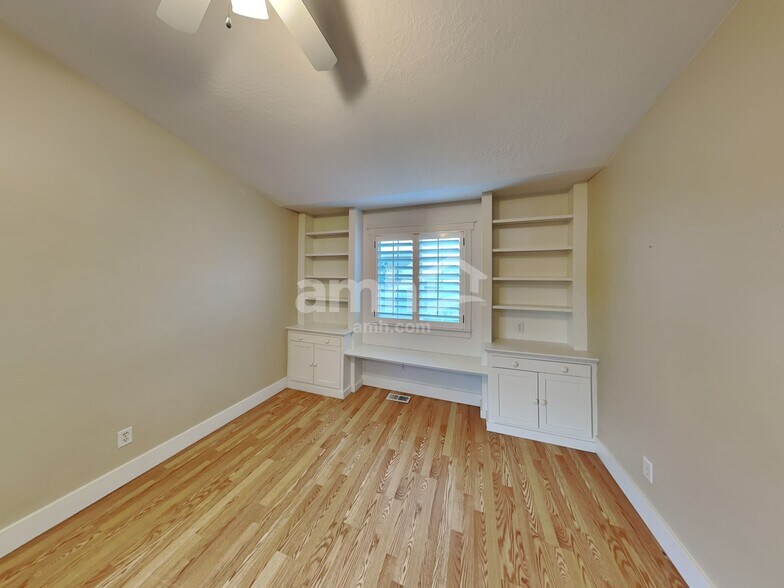 Building Photo - 1659 W 1065 S