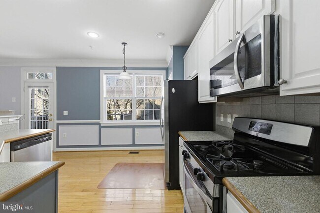 Building Photo - 2454 Curie Ct