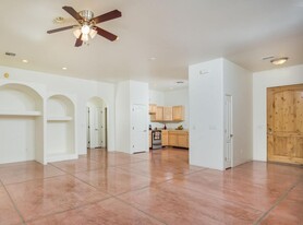 Building Photo - 7464 E Poinciana Pl