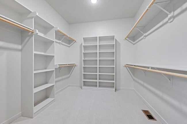 Building Photo - 16649 Garnett St