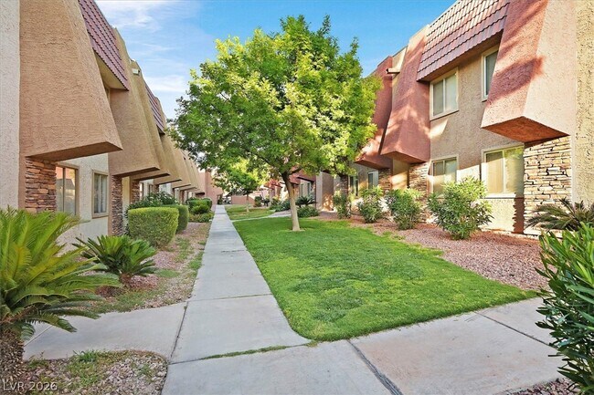 Building Photo - 5493 Indian River Dr
