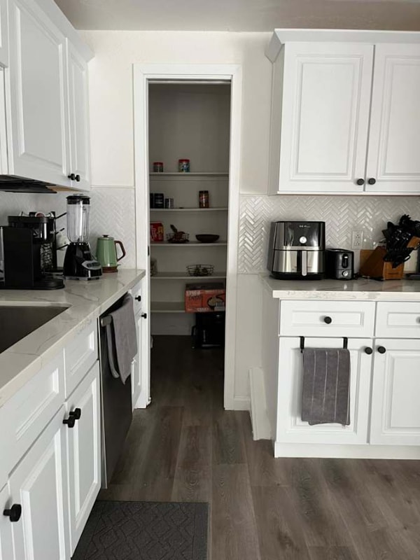 Building Photo - 7967 La Riviera Dr