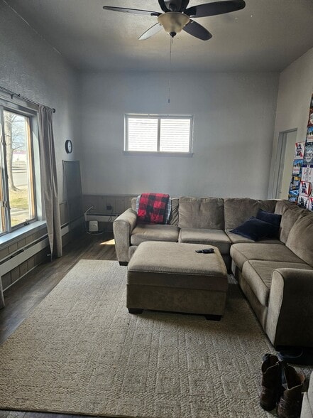 Building Photo - 210 West Ave