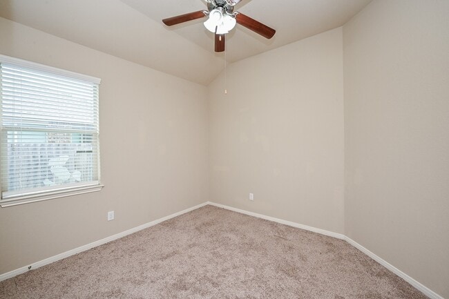 Building Photo - 6942 Hamilton Falls Ln