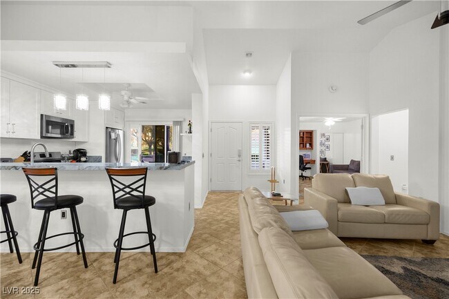 Building Photo - 2800 Linkview Dr