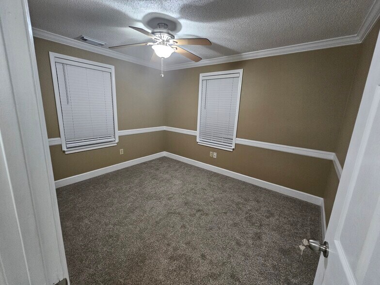 Building Photo - 204 Brandywine Rd